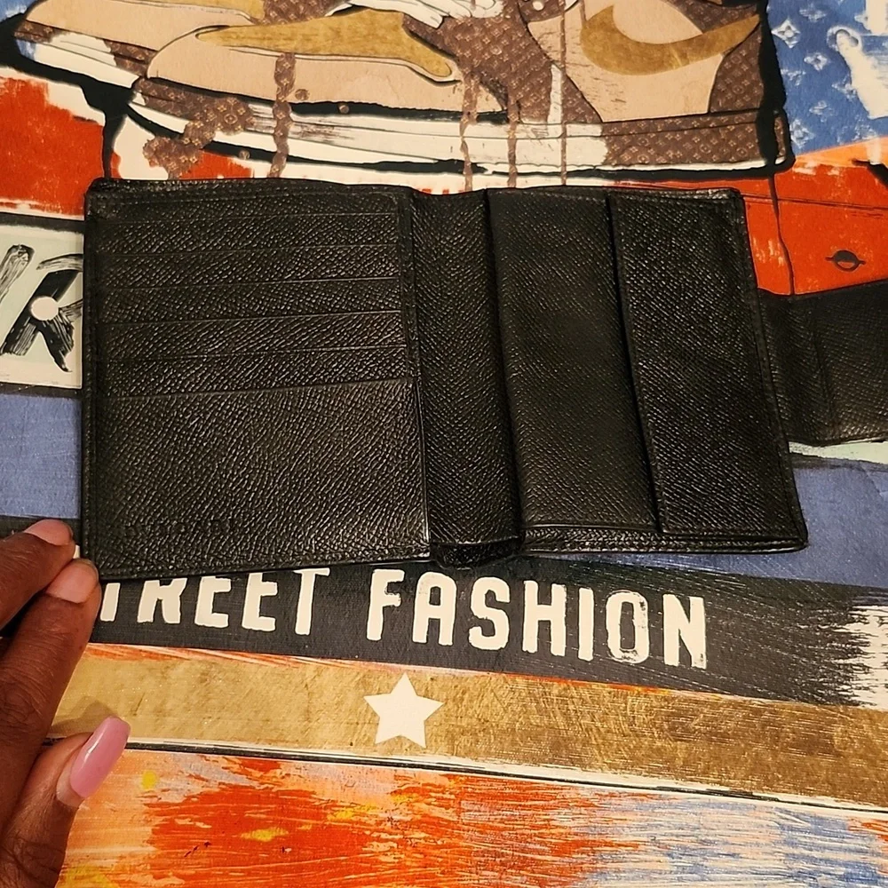 Black Leather Snap Wallet - Classic Women's Accessory